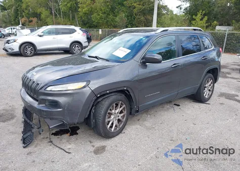 2016 Jeep Cherokee Latitude z USA, uszkodzony, nr VIN 1C4PJLCB7GW303097